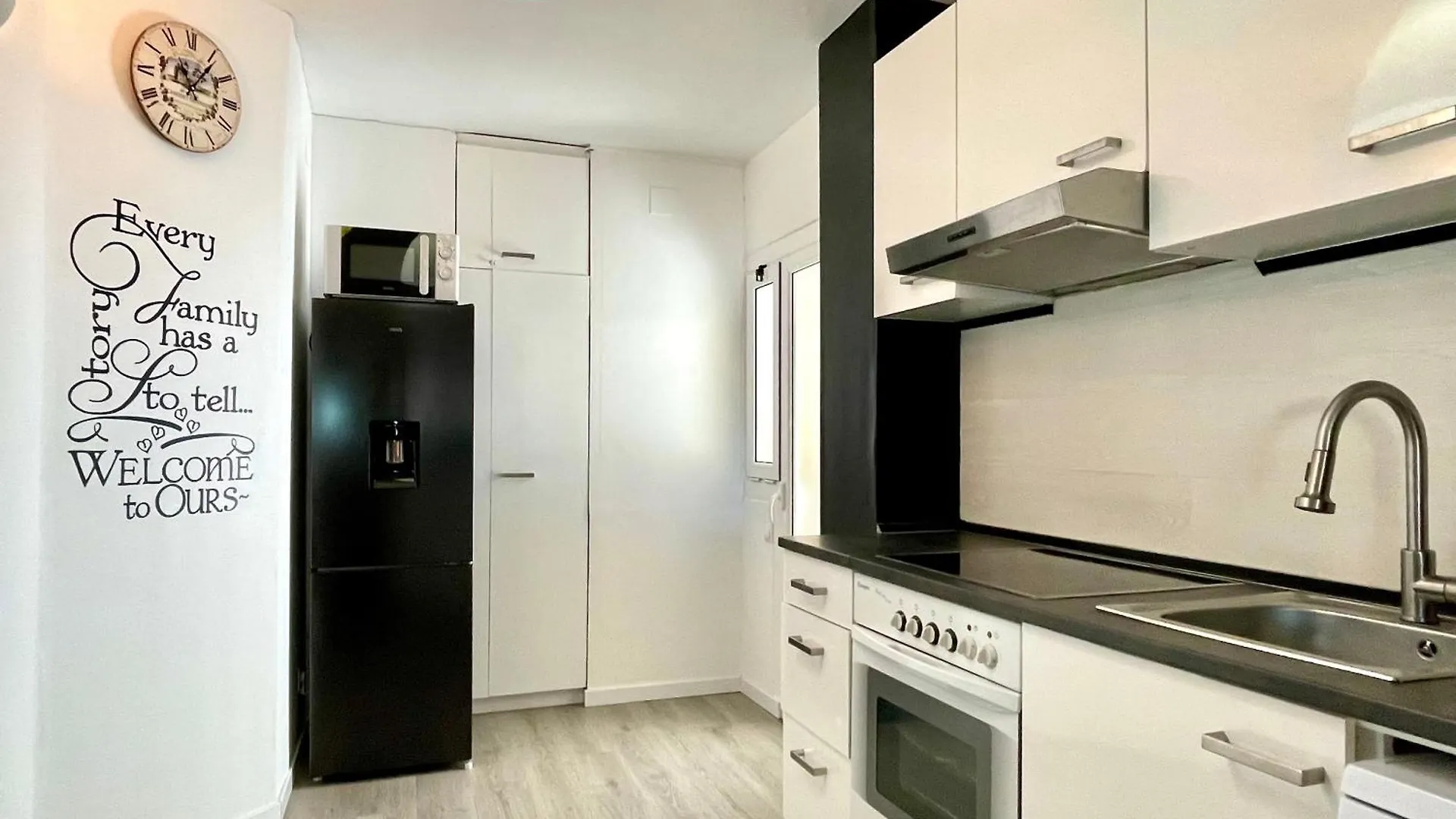 My Alva Park - 50M From The Beach Lloret de Mar Spain